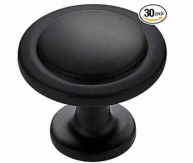 how to choose knobs and pulls for kitchen cabinets: Kitchen Cabinet Knobs